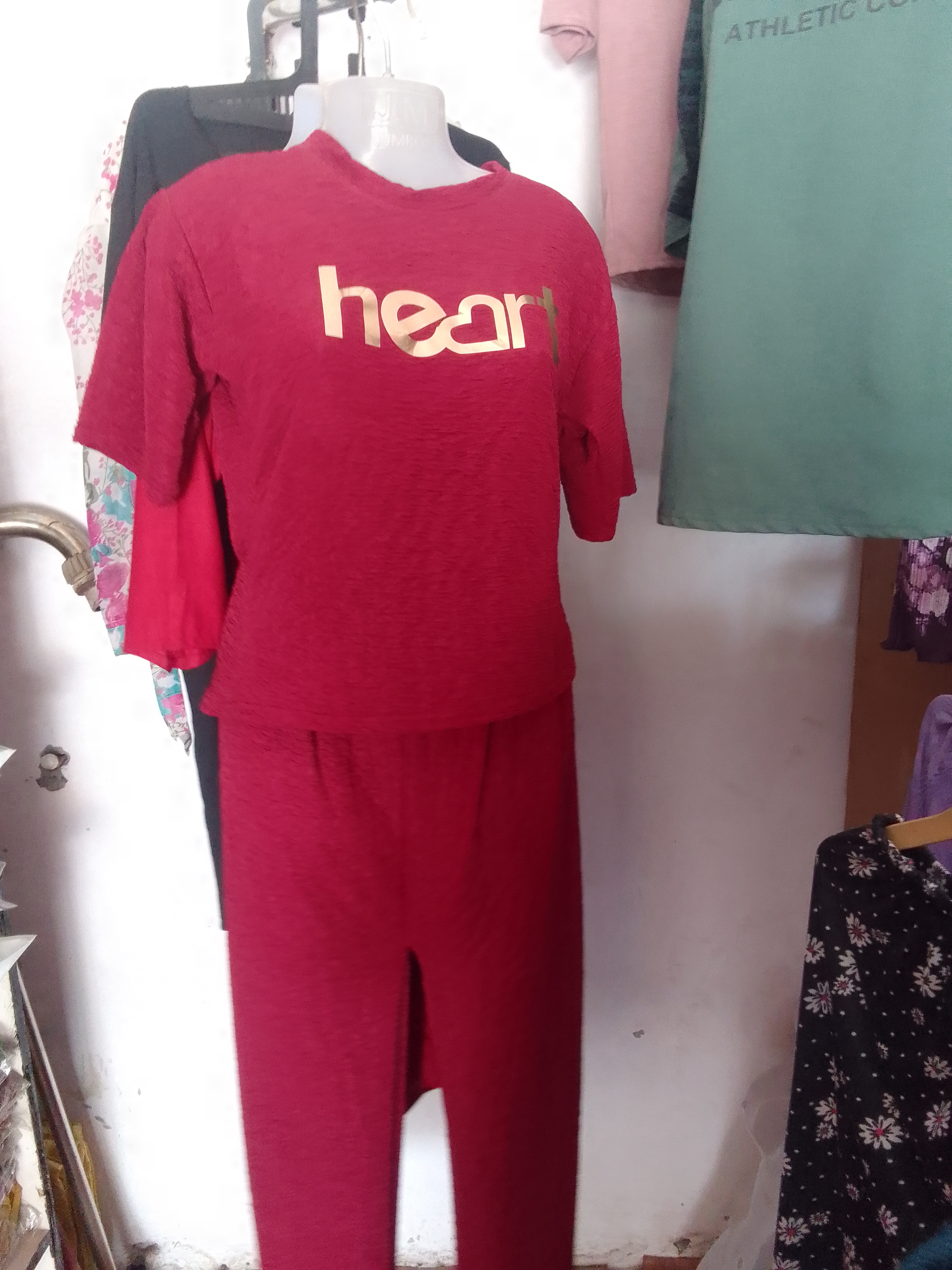 Girls lower teesrt
