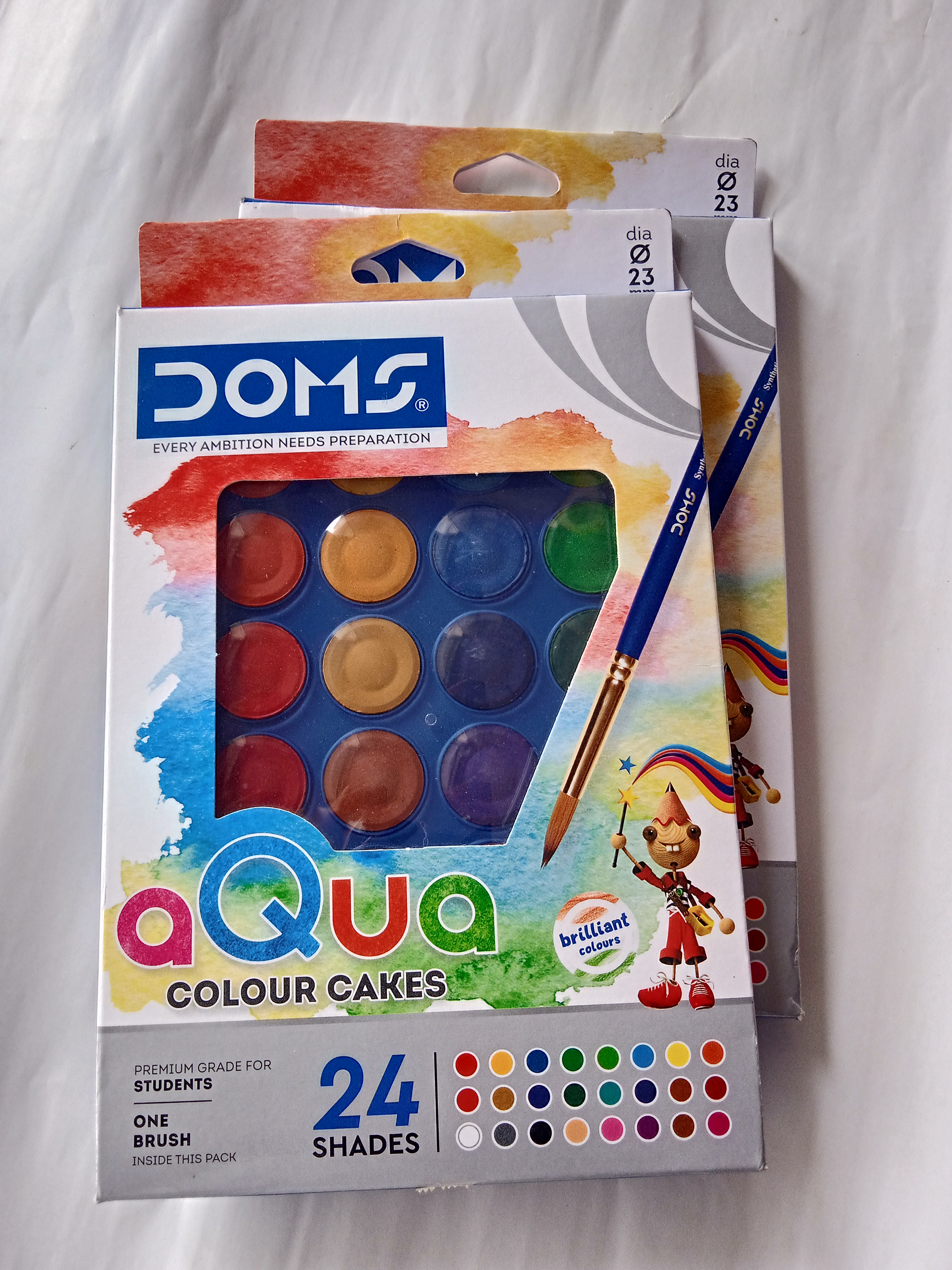 Doms Aqua Colour cakes