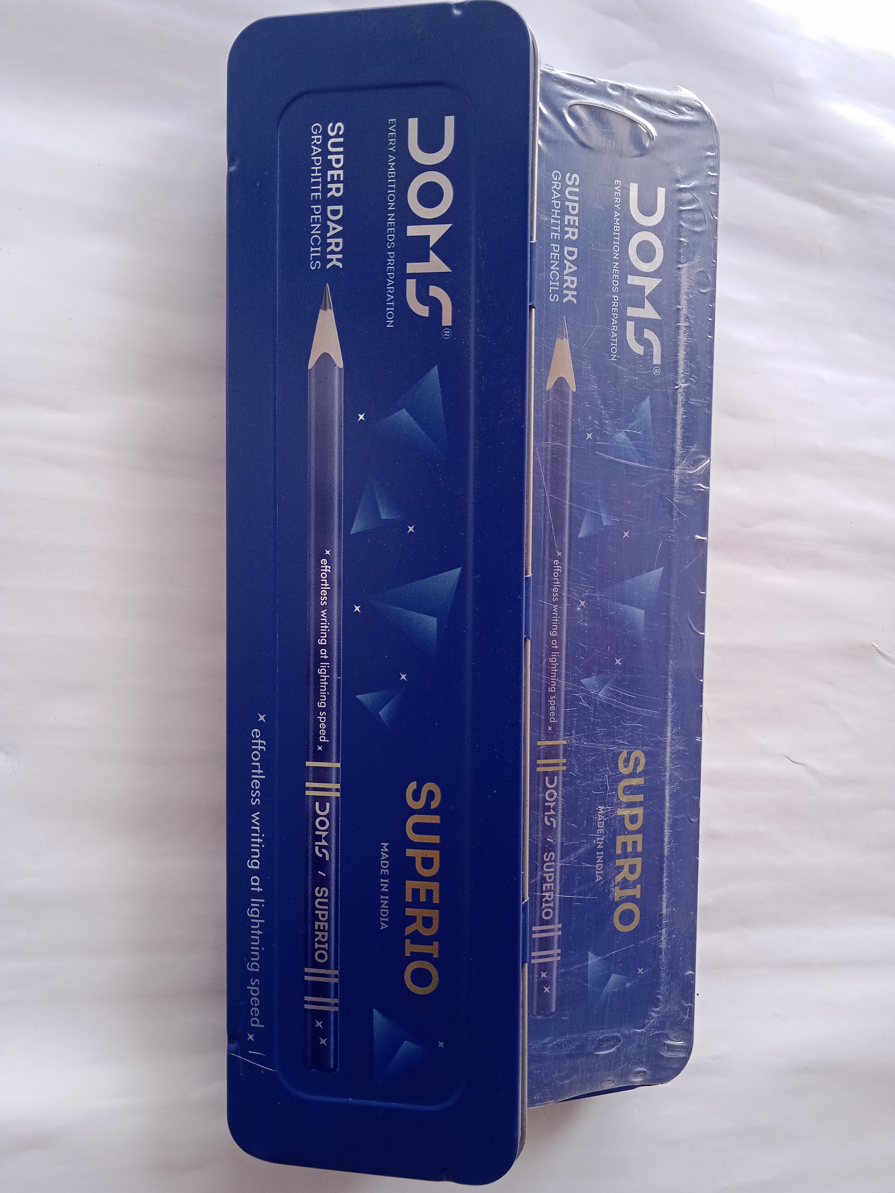 Doms superio graphic pencils